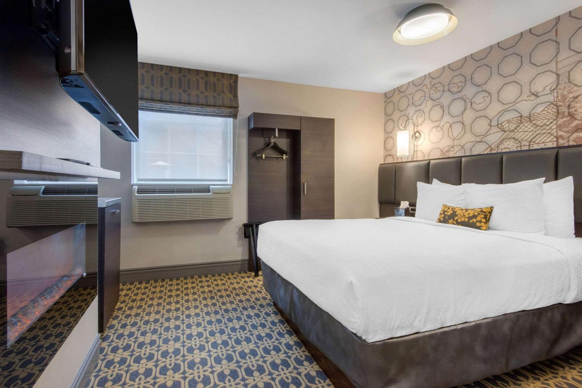 The Champlain Waterfront Hotel Ascend Hotel Collection Orillia Zewnętrze zdjęcie