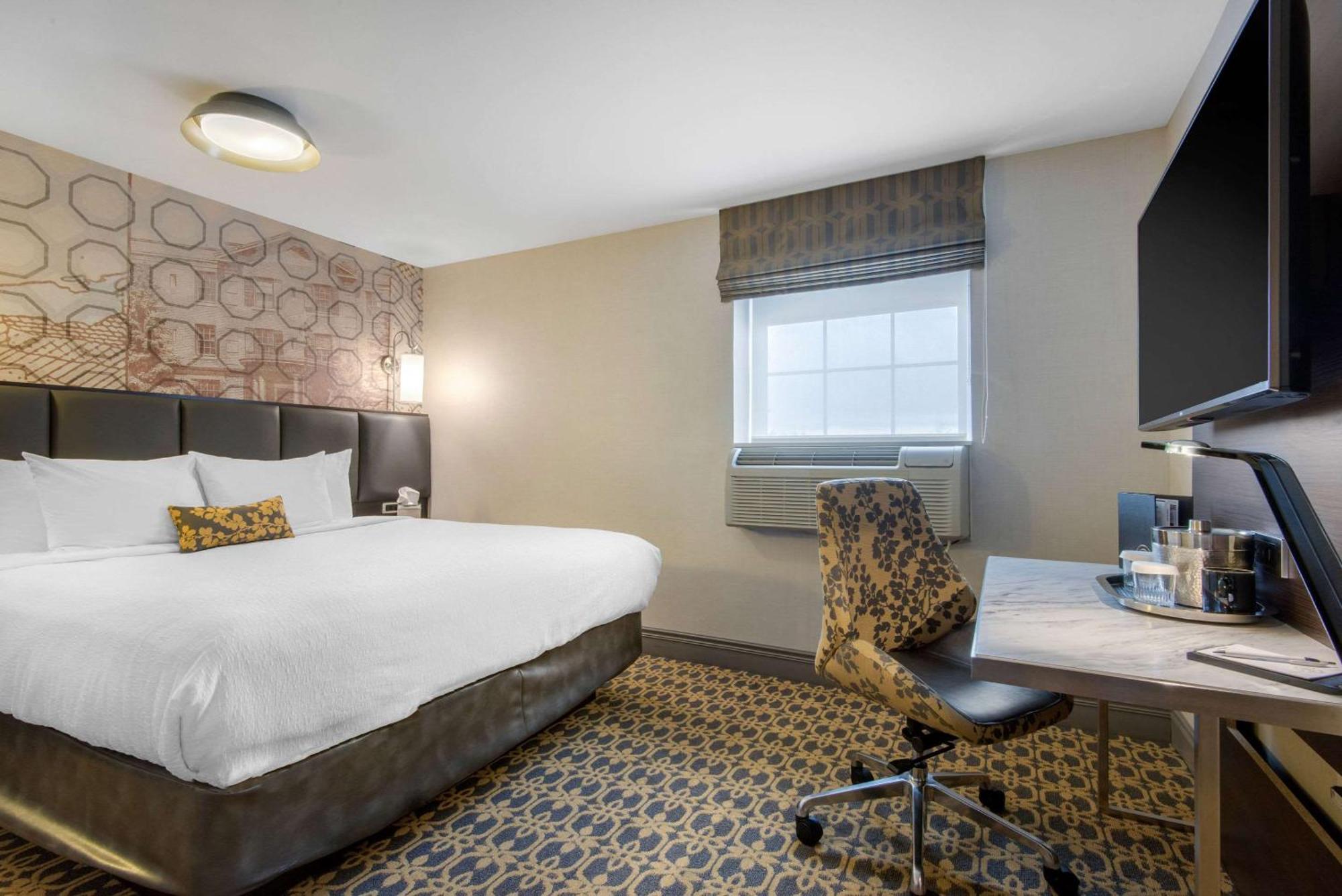 The Champlain Waterfront Hotel Ascend Hotel Collection Orillia Zewnętrze zdjęcie