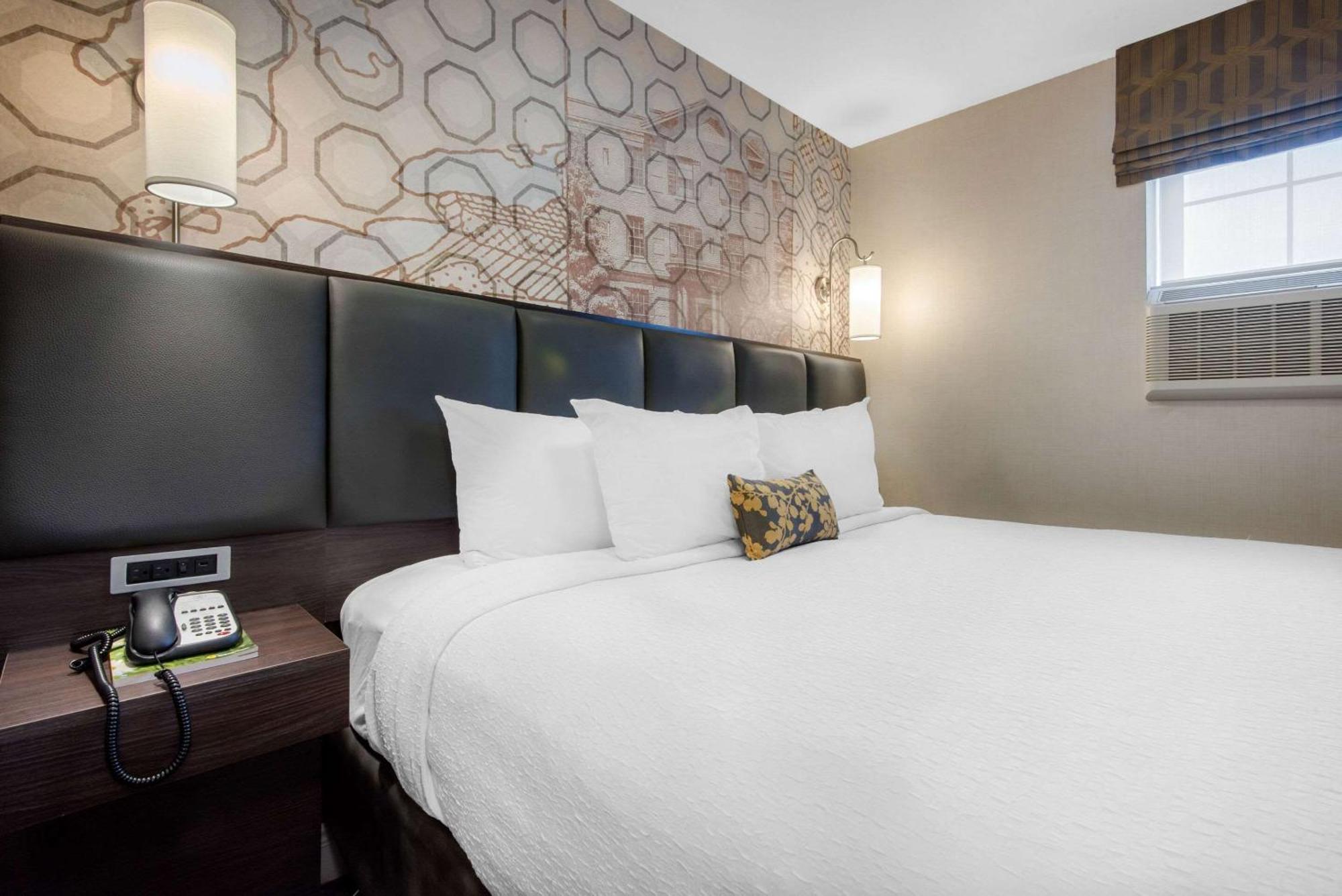 The Champlain Waterfront Hotel Ascend Hotel Collection Orillia Zewnętrze zdjęcie