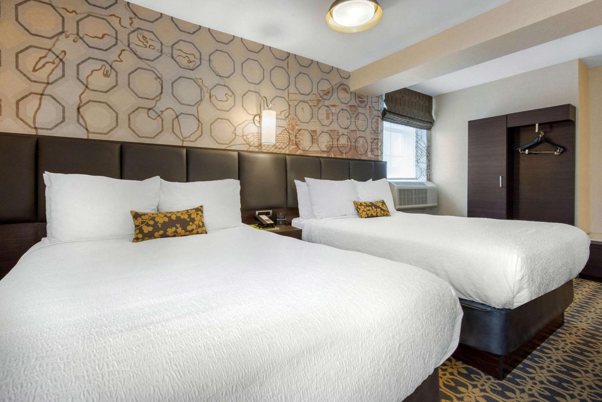 The Champlain Waterfront Hotel Ascend Hotel Collection Orillia Zewnętrze zdjęcie
