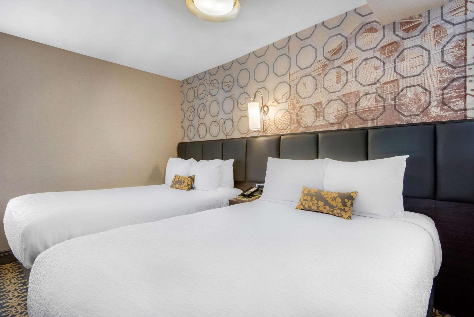 The Champlain Waterfront Hotel Ascend Hotel Collection Orillia Zewnętrze zdjęcie