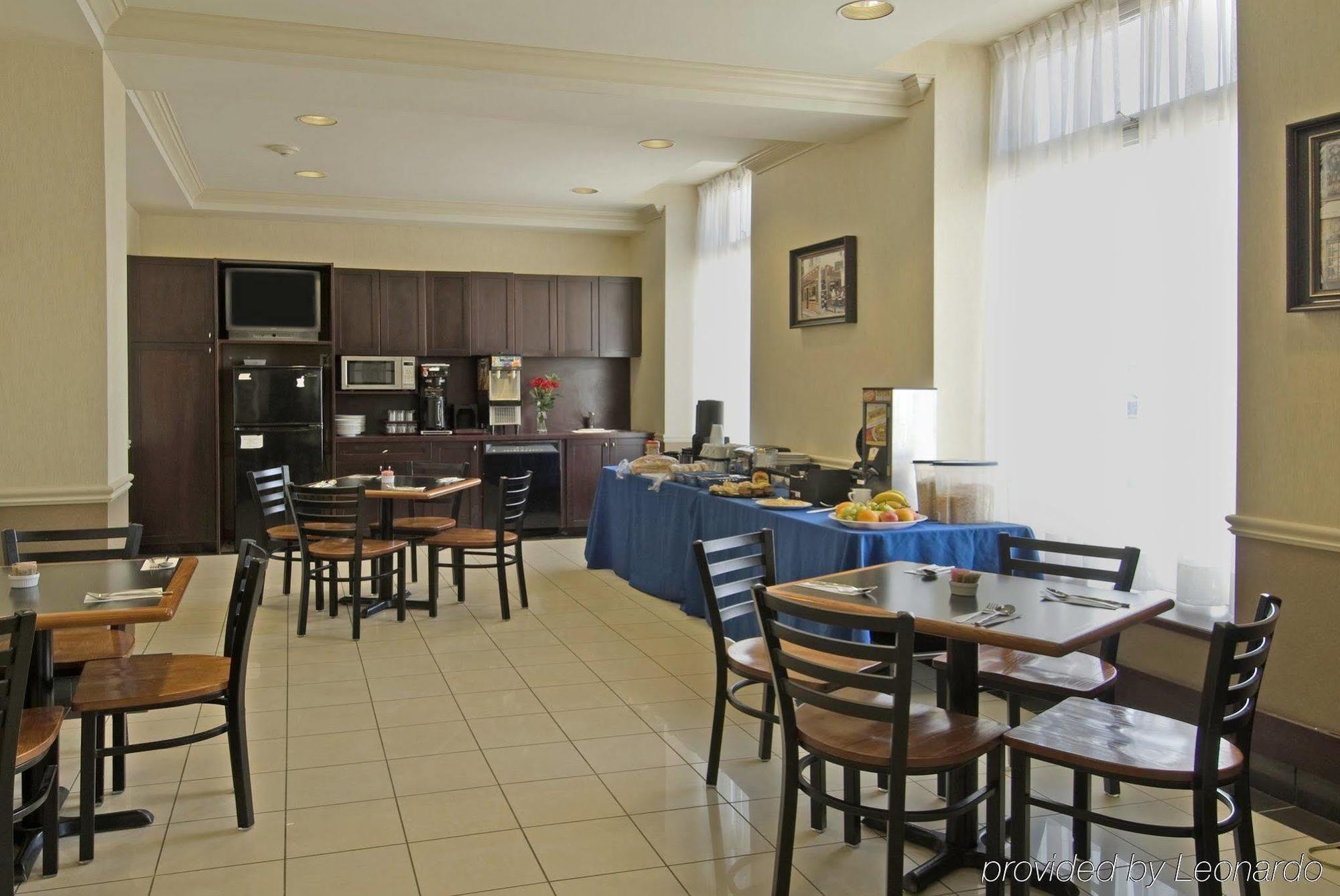 The Champlain Waterfront Hotel Ascend Hotel Collection Orillia Restauracja zdjęcie